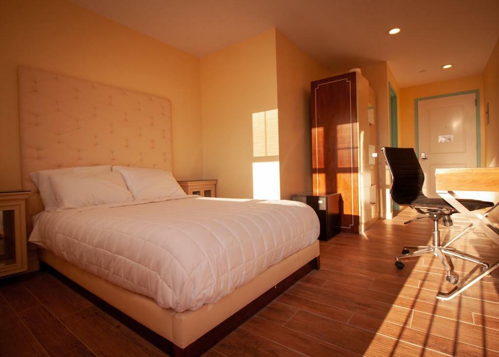 Grove Hotel Cherry Grove Ngoại thất bức ảnh